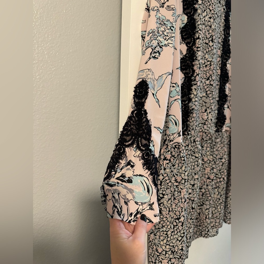 BCBGMaxAzria Bryanne Lace Insert Dress - Picture 4 of 8